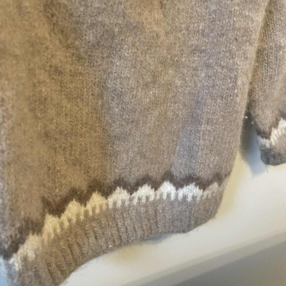 Hand Knit Icelandic Wool Sweater - Picture 2 of 7